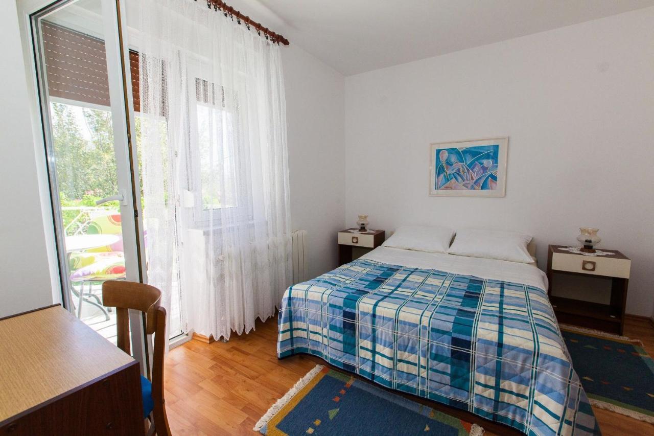 Apartment Karla ブリビル エクステリア 写真